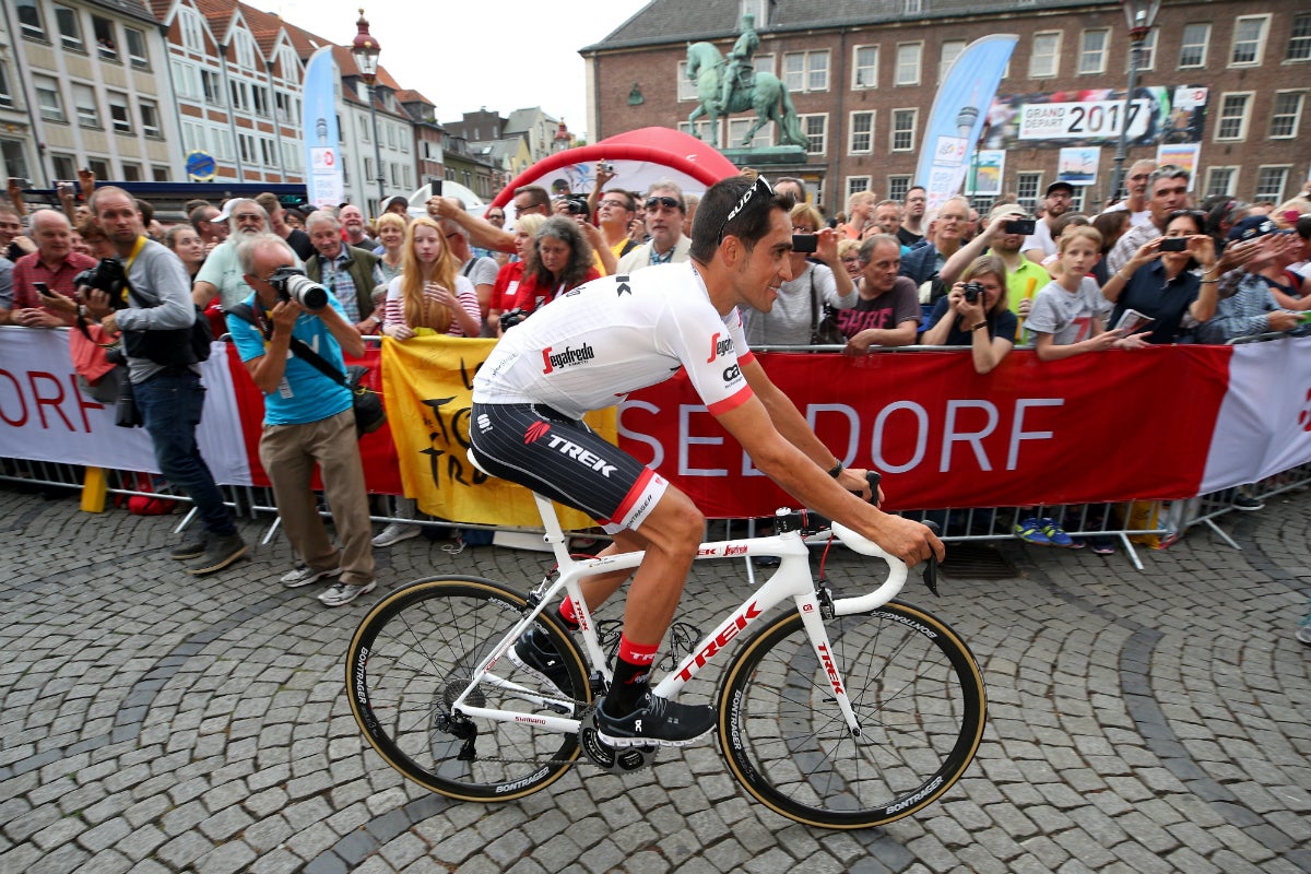 Alberto Contador: "Ha sido una etapa de mucho desgaste por el calor y por la cantidad de kilómetros" Alberto Contador: "Ha sido una etapa de mucho desgaste por el calor y por la cantidad de kilómetros"