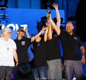 Representantes de la ciudad de Nueva York recogen el testigo como organizadores del World Pride 2019, Representantes de la ciudad de Nueva York recogen el testigo como organizadores del World Pride 2019,