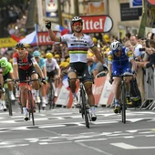 Sagan celebra su victoria en Longwy Sagan celebra su victoria en Longwy