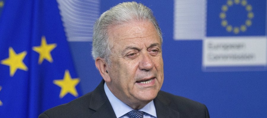 El comisario europeo de Migración, Dimitris Avramópoulos El comisario europeo de Migración, Dimitris Avramópoulos