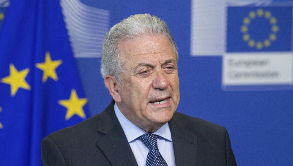 El comisario europeo de Migración, Dimitris Avramópoulos