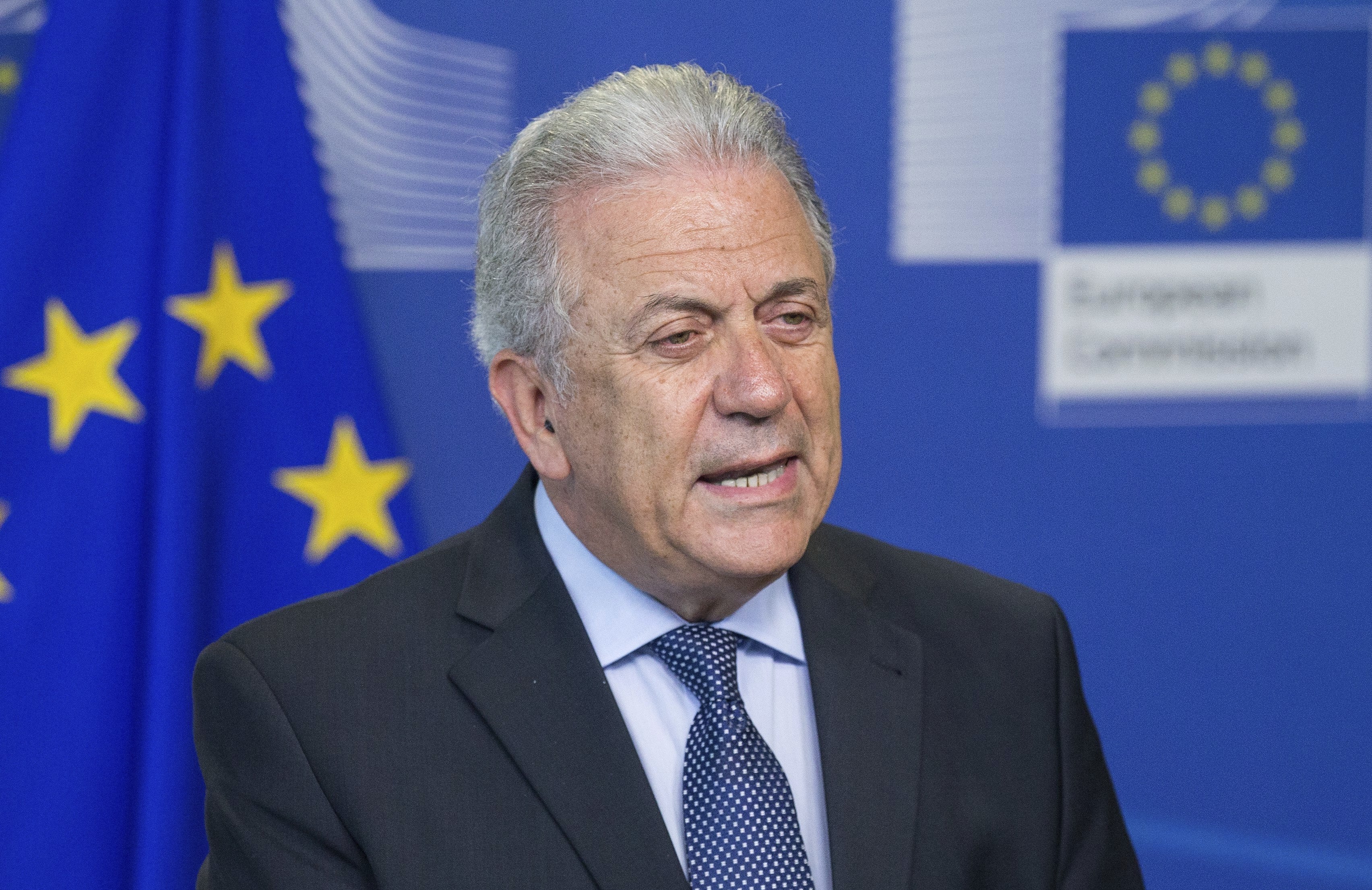 <p>Bruselas agradece a España la acogida del barco 'Aquarius' y dice que es un ejemplo de "solidaridad hacia personas desesperadas"</p> <p>Bruselas agradece a España la acogida del barco 'Aquarius' y dice que es un ejemplo de "solidaridad hacia personas desesperadas"</p>