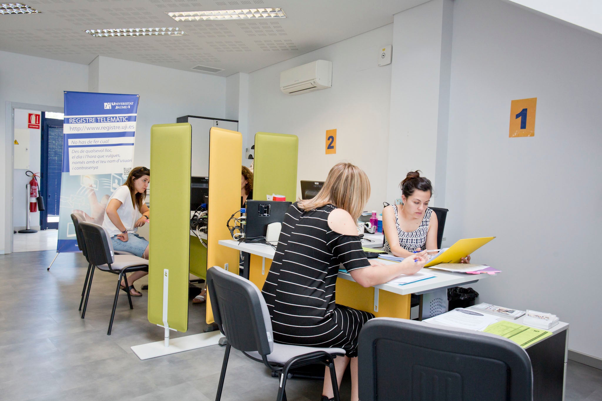 La UJI reubica en el Ágora las oficinas dedicadas a la información y el registro La UJI reubica en el Ágora las oficinas dedicadas a la información y el registro