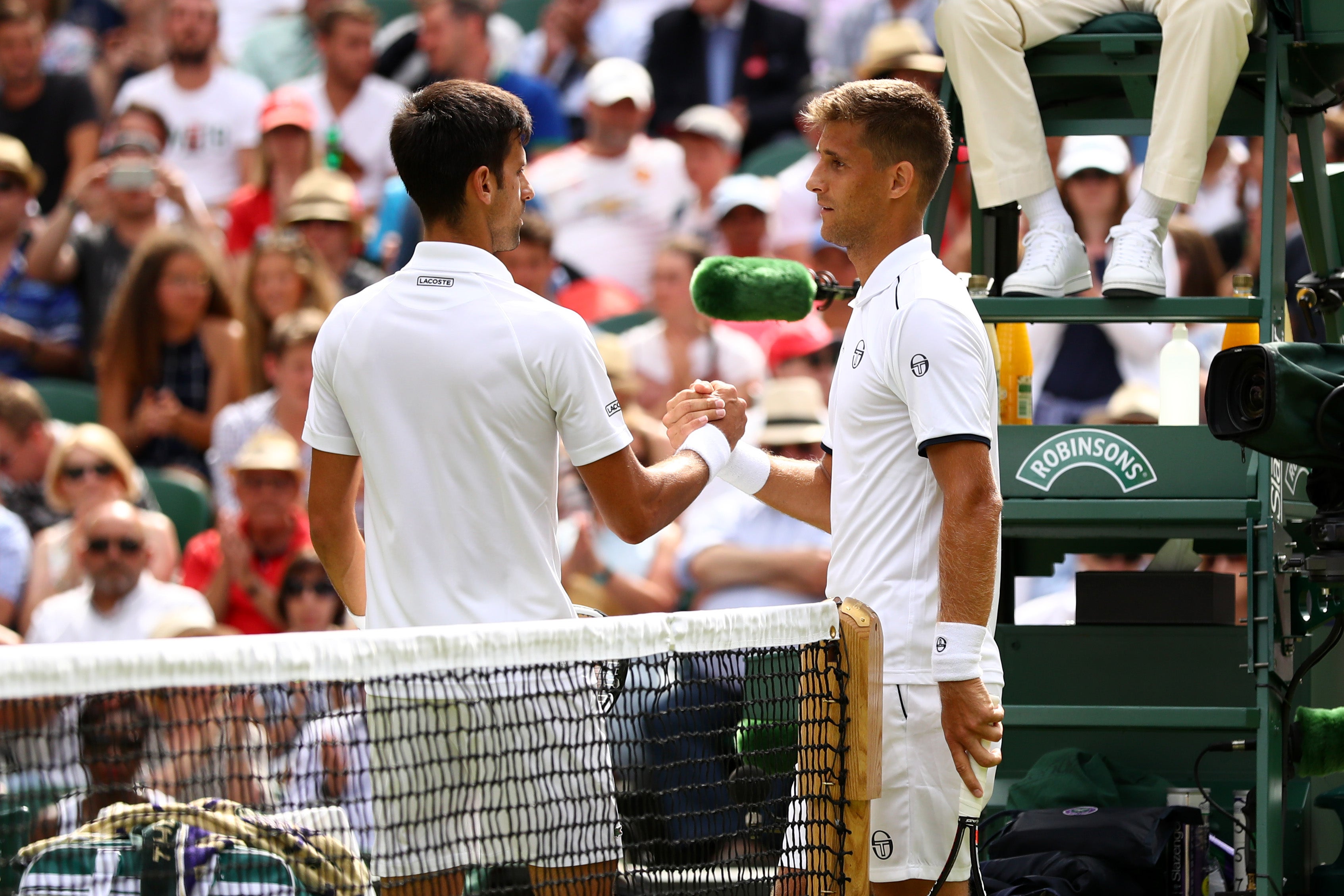 Plácido debut para Djokovic en Wimbledon ante Martin Klizan Plácido debut para Djokovic en Wimbledon ante Martin Klizan