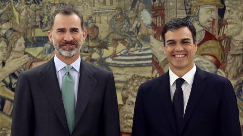 El Rey Felipe VI y Pedro S&aacute;nchez