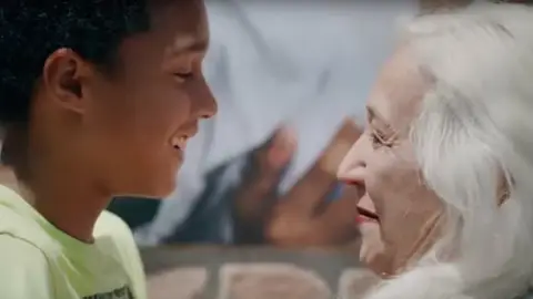 #RompeElMuro, la nueva campaña de Unicef #RompeElMuro, la nueva campaña de Unicef