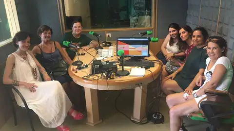 Raquel Pedrouso muy bien acompañada Onda Cero Pontevedra