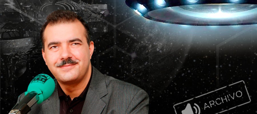 Juan Antonio Cebrián dirigió el programa especial Turno de noche Cazadores de ovnis Juan Antonio Cebrián dirigió el programa especial Turno de noche Cazadores de ovnis
