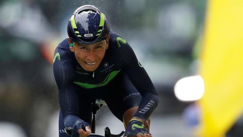 Los colombianos, con Nairo Quintana al frente, salvan una accidentada jornada y esperan la monta&ntilde;a