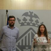 Antoni Noguera y Neus Truyol en el Ayuntamiento de Palma