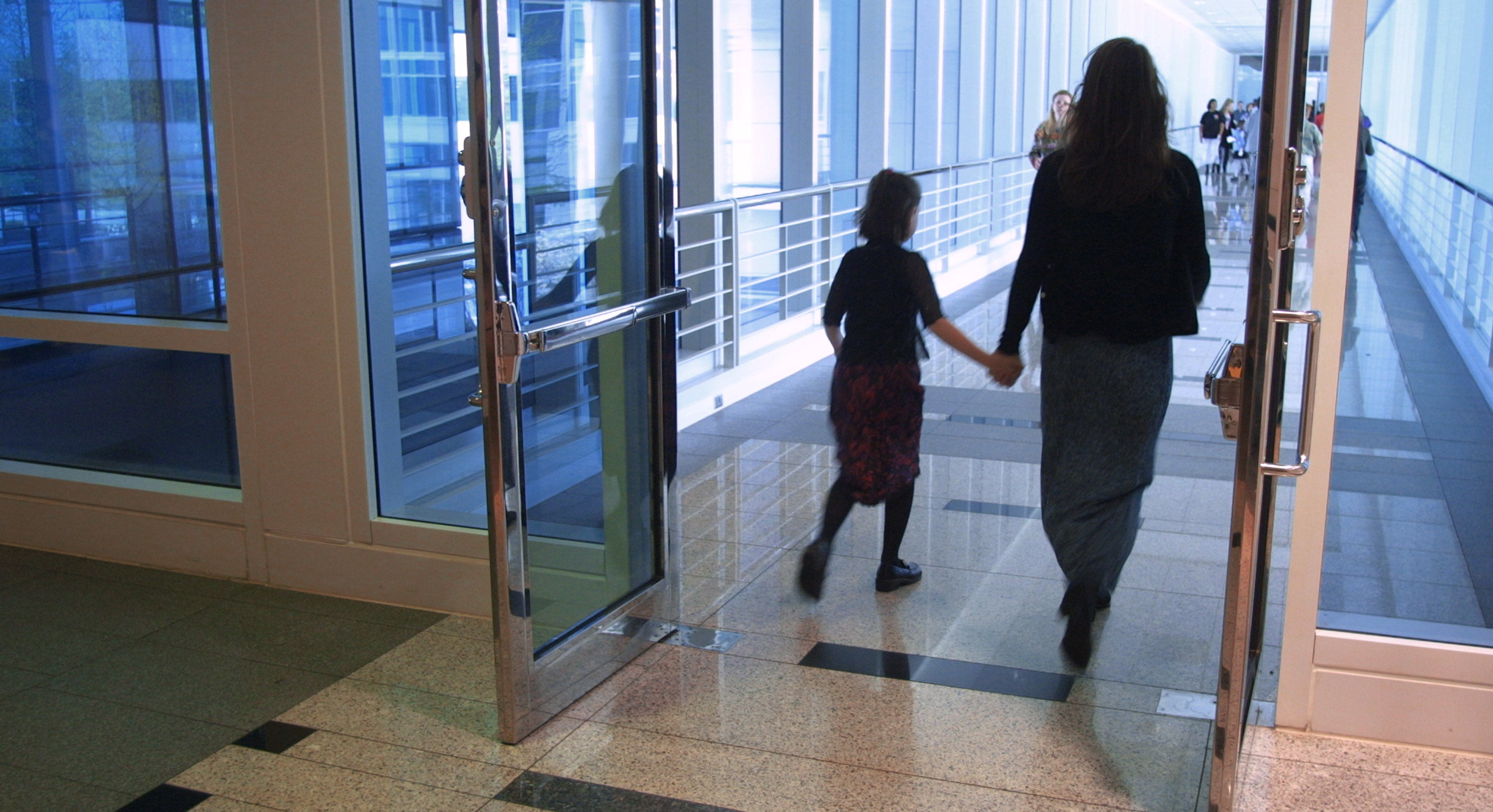 Una niña peruana de nueve años se queda embarazada tras ser víctima de abusos diarios por su padrastro Una niña peruana de nueve años se queda embarazada tras ser víctima de abusos diarios por su padrastro