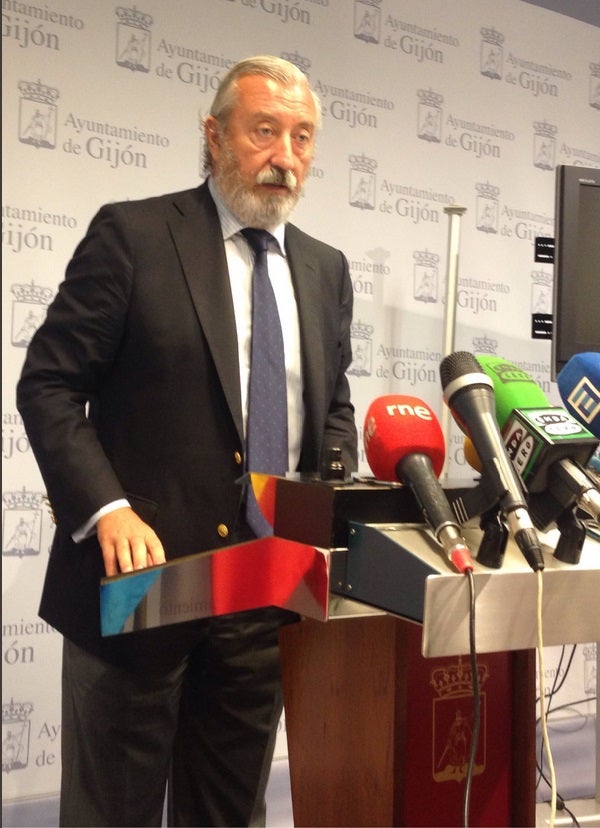 Más de Uno Gijón 12/07/2017 con Ana Fierro Más de Uno Gijón 12/07/2017 con Ana Fierro