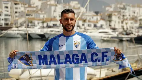 El nuevo delantero del Málaga, Borja Bastón. El nuevo delantero del Málaga, Borja Bastón.