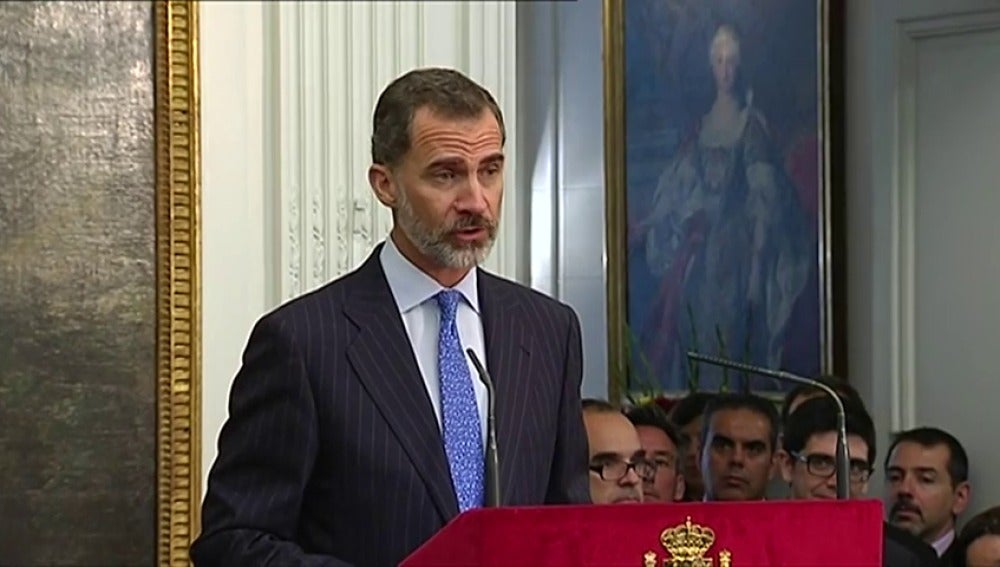 Felipe VI pide minimizar la incertidumbre de las empresas españolas ante el 'brexit'