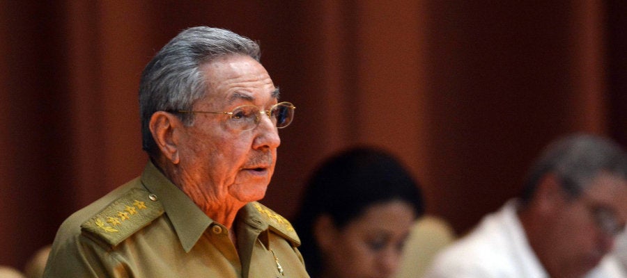 Raúl Castro, pronuncia un discurso durante la primera reunión ordinaria de la Asamblea Nacional del Poder Popular Raúl Castro, pronuncia un discurso durante la primera reunión ordinaria de la Asamblea Nacional del Poder Popular