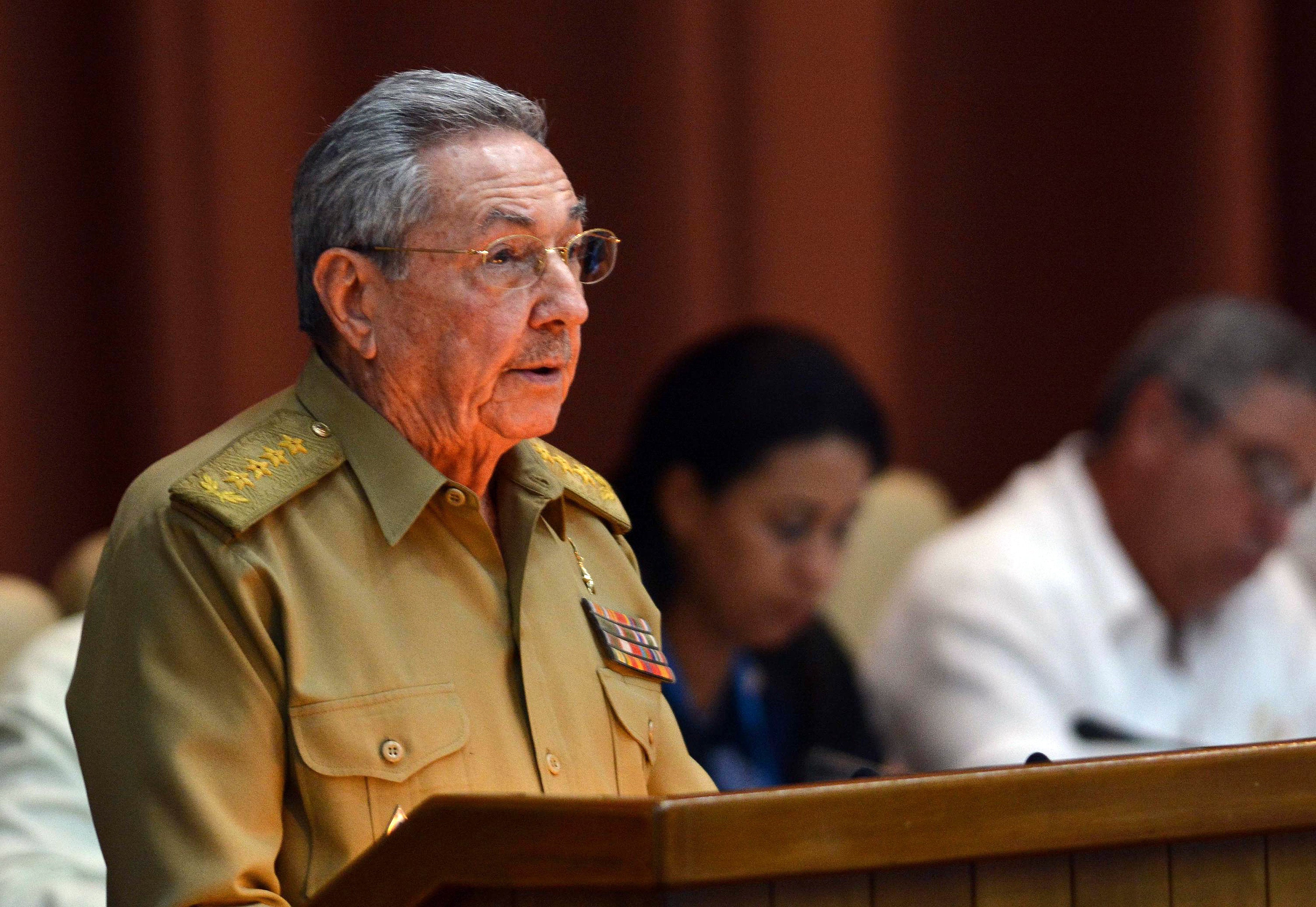Cuba vota este domingo en unas elecciones generales que culminarán con el relevo de Raúl Castro Cuba vota este domingo en unas elecciones generales que culminarán con el relevo de Raúl Castro