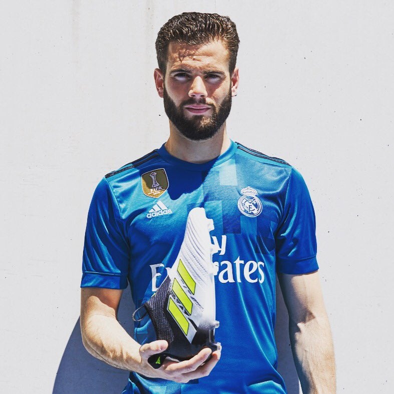 Nacho filtra por error la tercera equipación del Real Madrid Nacho filtra por error la tercera equipación del Real Madrid