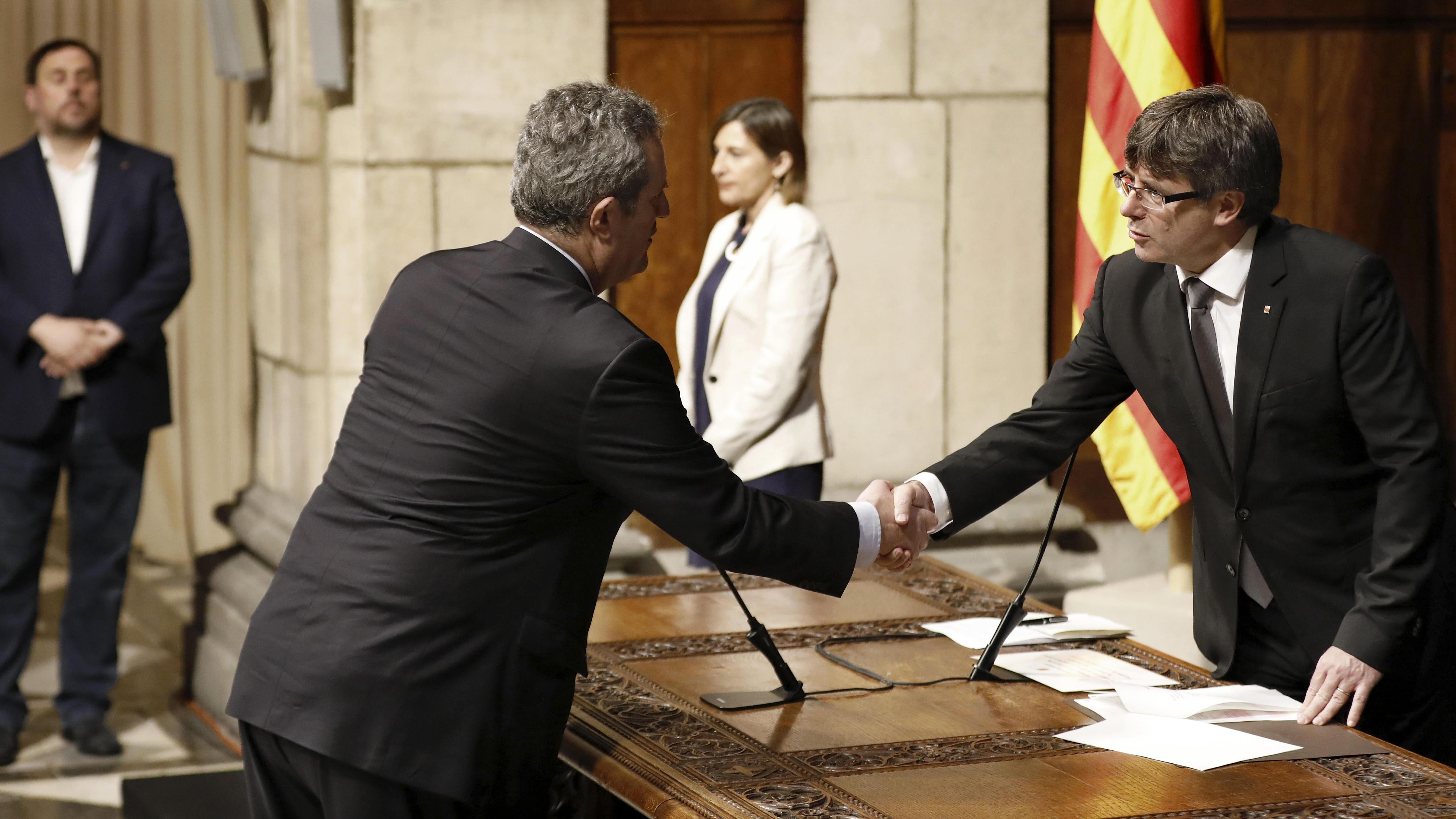 La Generalitat asegura que los Mossos facilitarán la celebración del referéndum La Generalitat asegura que los Mossos facilitarán la celebración del referéndum