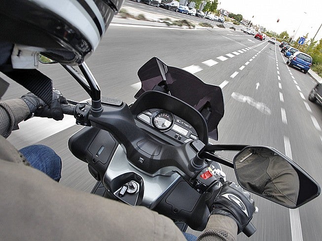 Detenidos en Murcia dos hombres por ir en moto a más de 250 km/h Detenidos en Murcia dos hombres por ir en moto a más de 250 km/h