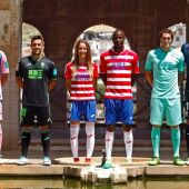 PRESENTACIÓN NUEVA CAMISETA GRANADA CF