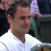 Roger Federer, entre lágrimas tras ganar Wimbledon
