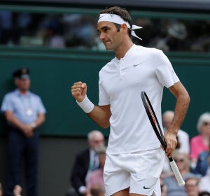 Roger Federer celebra uno de sus puntos ante Cilic Roger Federer celebra uno de sus puntos ante Cilic