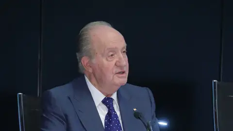 El Rey emérito Juan Carlos durante el discurso El Rey emérito Juan Carlos durante el discurso