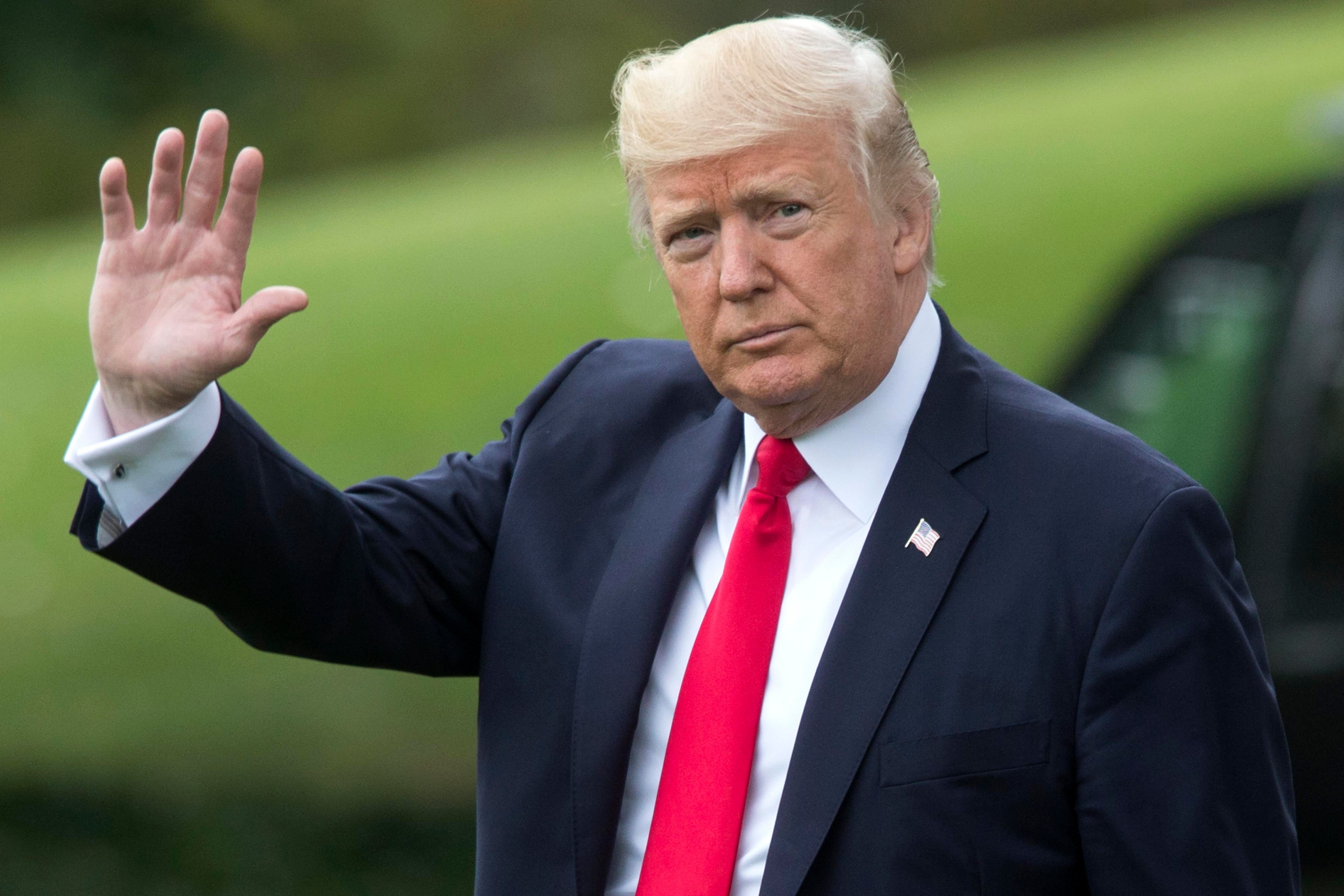 Trump pide a su partido derogar el Obamacare sin aprobar una propuesta alternativa Trump pide a su partido derogar el Obamacare sin aprobar una propuesta alternativa