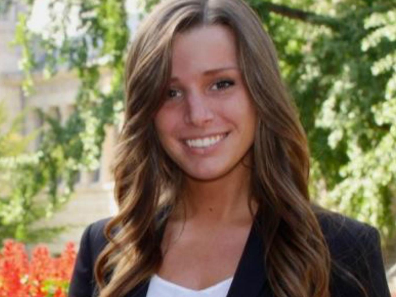 Cancela su boda e invita a 170 personas sin hogar al banquete Cancela su boda e invita a 170 personas sin hogar al banquete