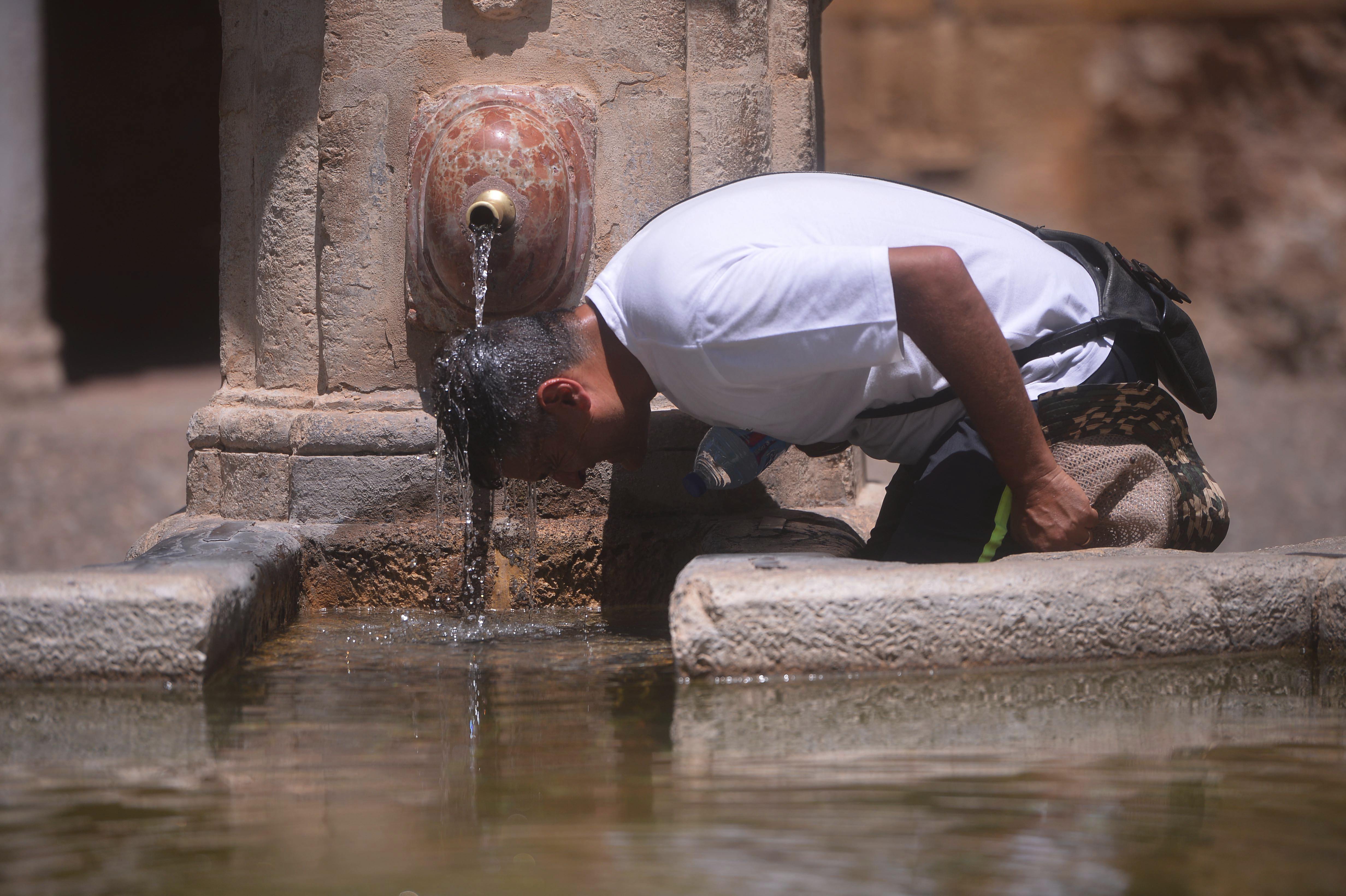 37 provincias en alerta este lunes por altas temperaturas 37 provincias en alerta este lunes por altas temperaturas