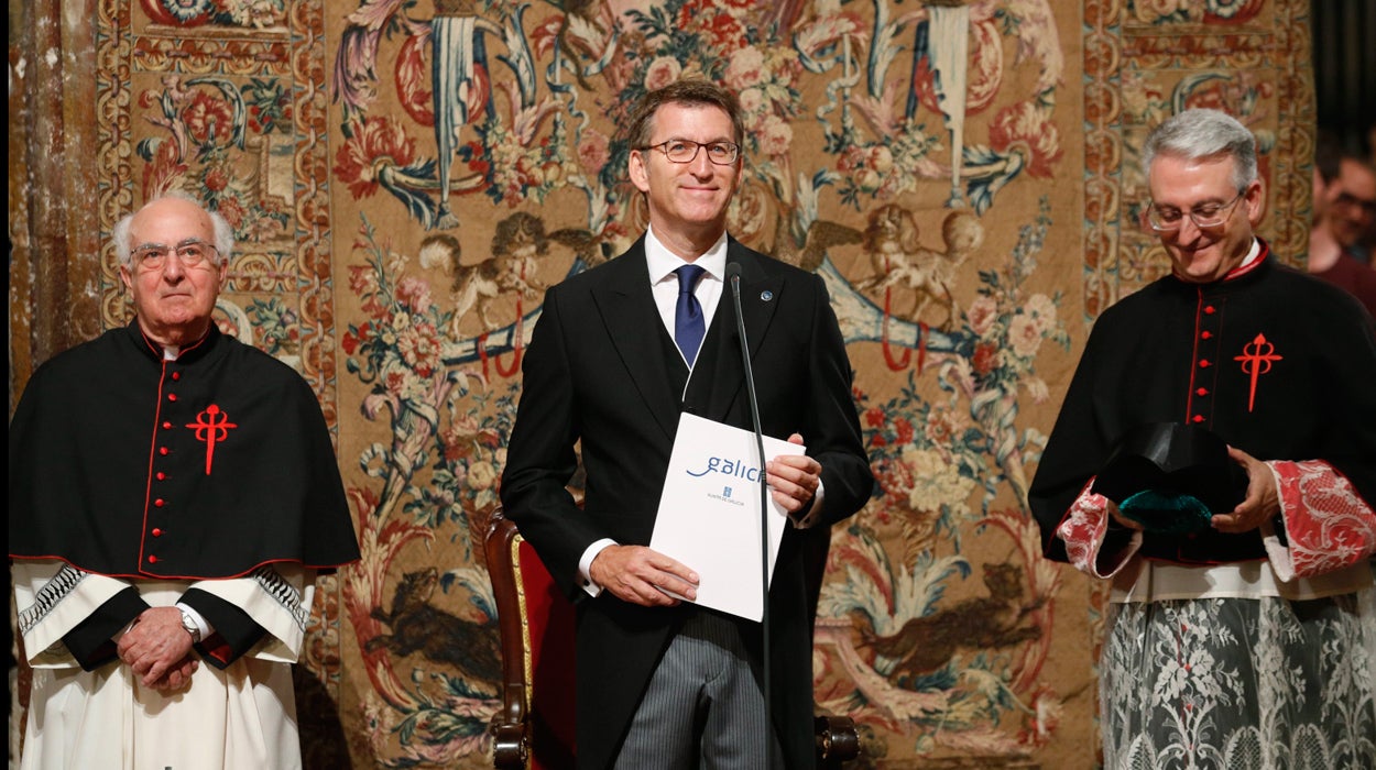 Feijóo pide, en la Ofrenda al Apóstol, persistir en la unidad sin "claudicar" Feijóo pide, en la Ofrenda al Apóstol, persistir en la unidad sin "claudicar"