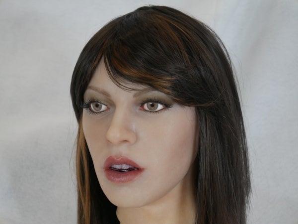 La polémica muñeca sexual que se mantiene rígida para simular una violación La polémica muñeca sexual que se mantiene rígida para simular una violación