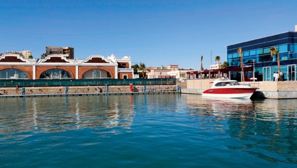 Foto de archivo del puerto deportivo de Castellón Foto de archivo del puerto deportivo de Castellón