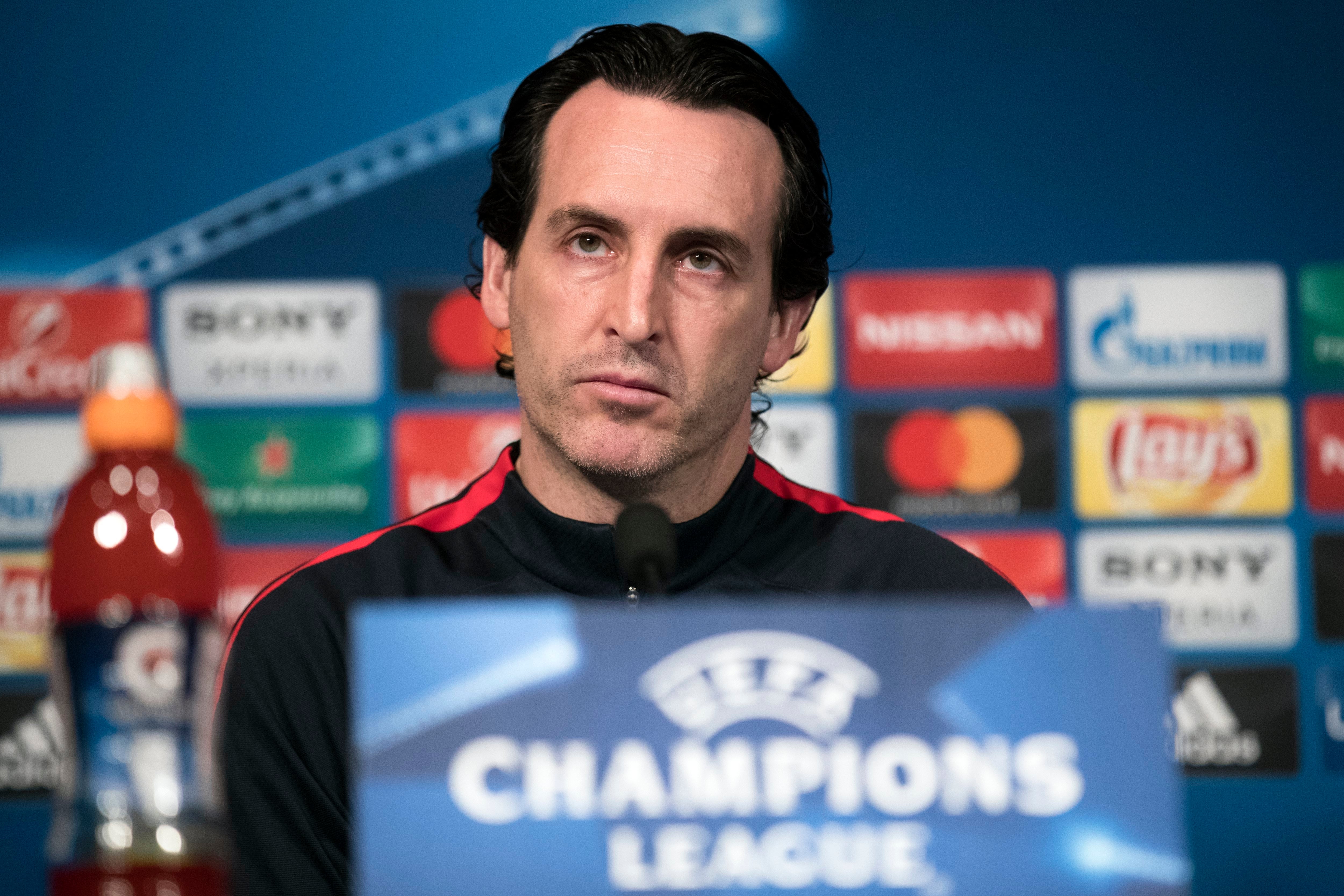 Unai Emery, sobre Neymar: "Si alguien viene será para hacer una buena temporada" Unai Emery, sobre Neymar: "Si alguien viene será para hacer una buena temporada"
