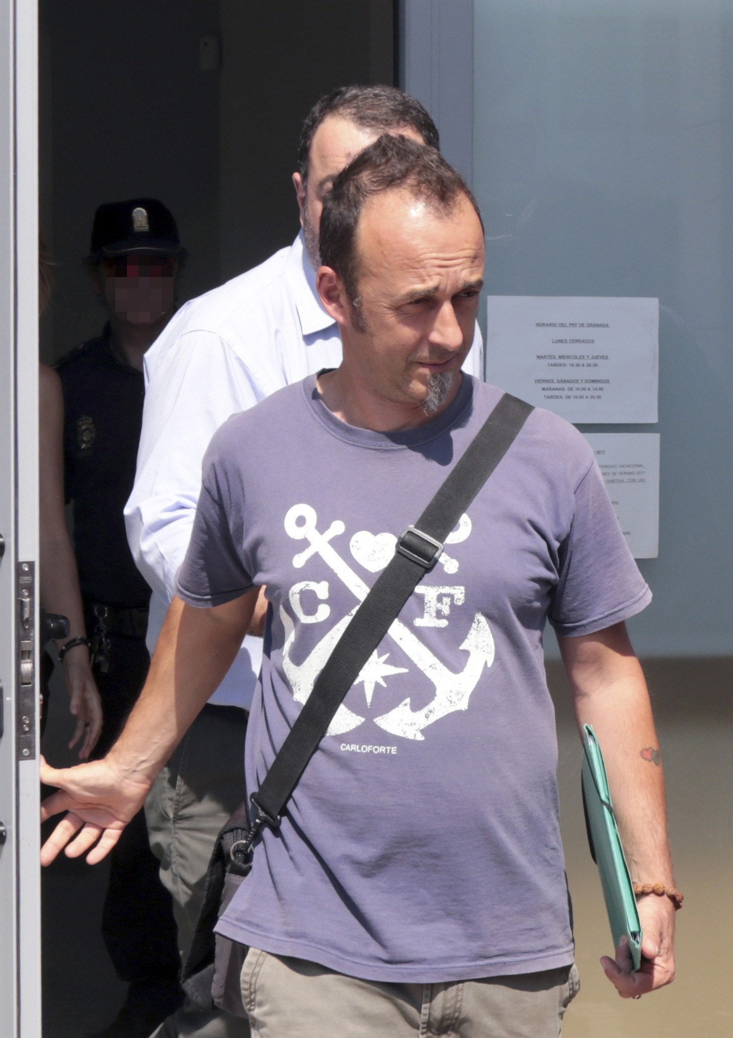 El abogado del padre italiano anuncia acciones legales contra Juana Rivas por el secuestro de sus hijos El abogado del padre italiano anuncia acciones legales contra Juana Rivas por el secuestro de sus hijos