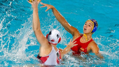 La selecci&oacute;n femenina de waterpolo se enfrenta a Canad&aacute;