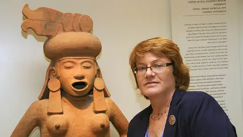 Yvonne Fleitman, curadora de la sección Arte de las Américas del Museo de Israel Yvonne Fleitman, curadora de la sección Arte de las Américas del Museo de Israel