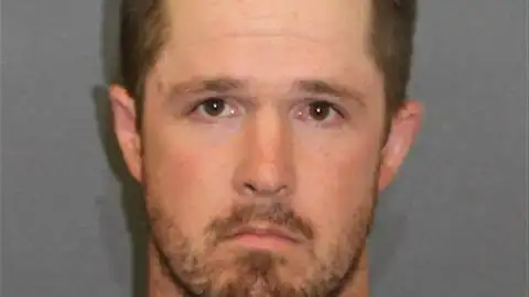 El padre Christopher Charles Watson El padre Christopher Charles Watson