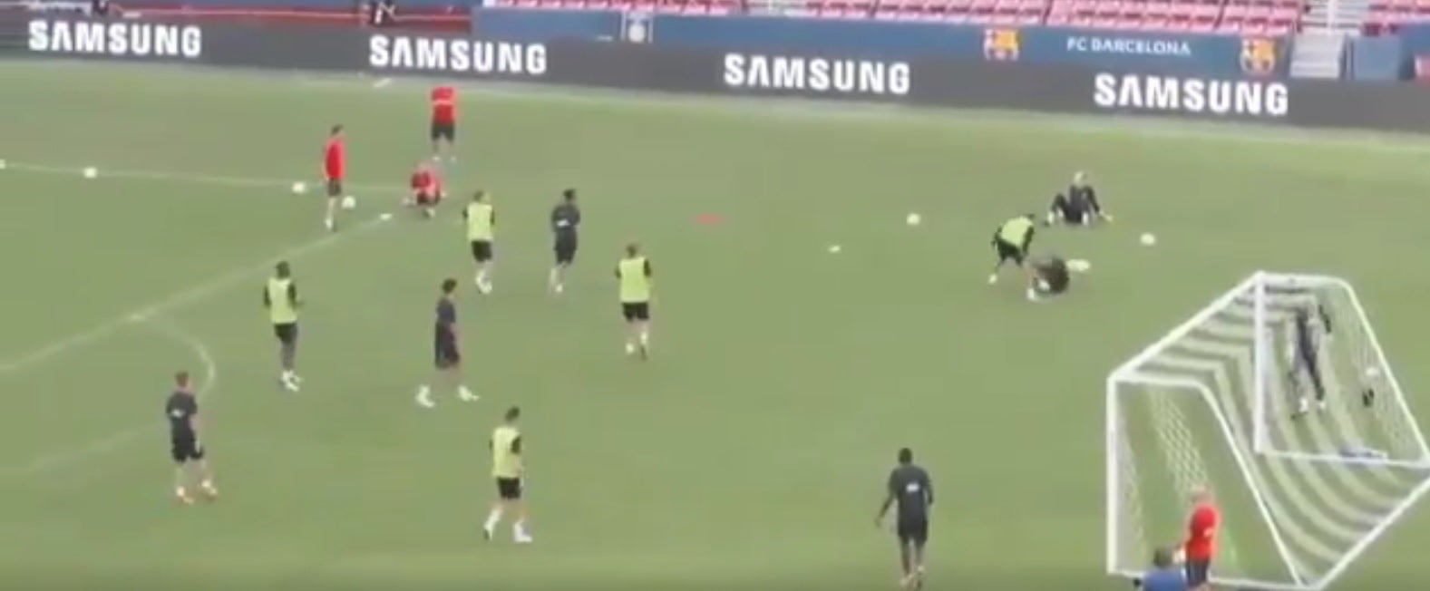 El día que Neymar le realizó una entrada dura a Semedo en otro entrenamiento y el lateral no protestó El día que Neymar le realizó una entrada dura a Semedo en otro entrenamiento y el lateral no protestó