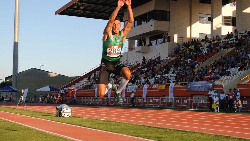 El atleta Pablo Torrijos
