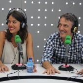 Josep Linuesa y Mónica Corral en Onda Cero