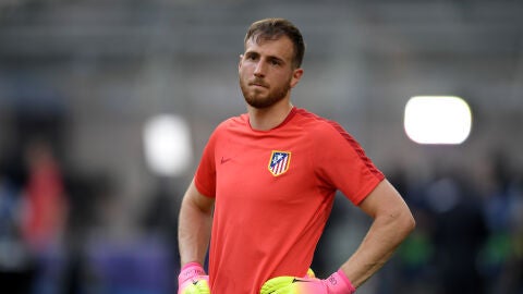 Oblak, durante un entrenamiento con el Atl&eacute;tico de Madrid