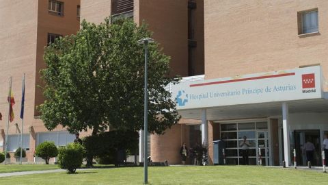 Fachada del hospital Universitario de Alcal&aacute;