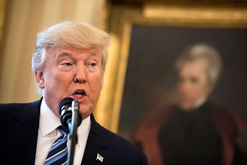 Trump eliminará el DACA, el plan migratorio de Obama, y dará seis meses para buscar una solución Trump eliminará el DACA, el plan migratorio de Obama, y dará seis meses para buscar una solución