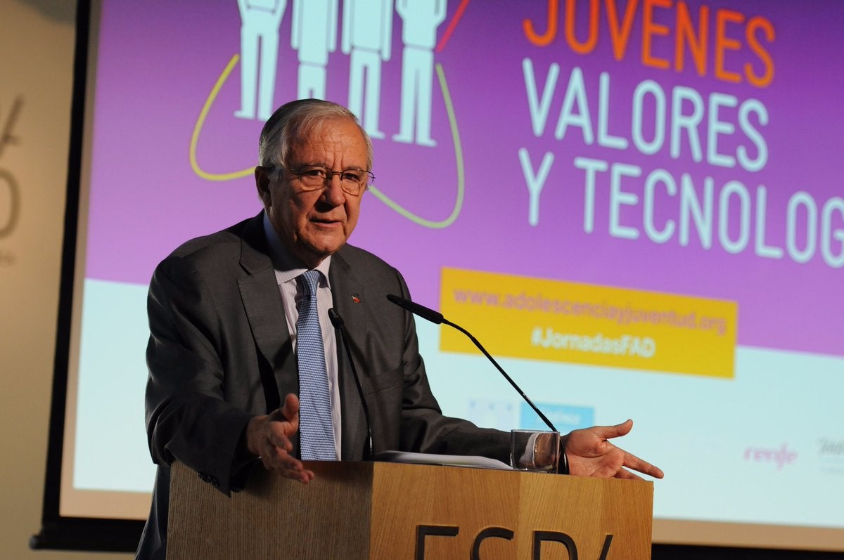 Ignacio Calderón, sobre el alcohol y los menores: "El problema lo transmite la sociedad adulta" Ignacio Calderón, sobre el alcohol y los menores: "El problema lo transmite la sociedad adulta"