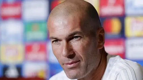El técnico del Real Madrid, Zinedine Zidane El técnico del Real Madrid, Zinedine Zidane