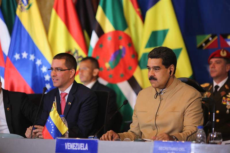 Venezuela cree que Donald Trump busca "arrastrar a América Latina a un conflicto" Venezuela cree que Donald Trump busca "arrastrar a América Latina a un conflicto"