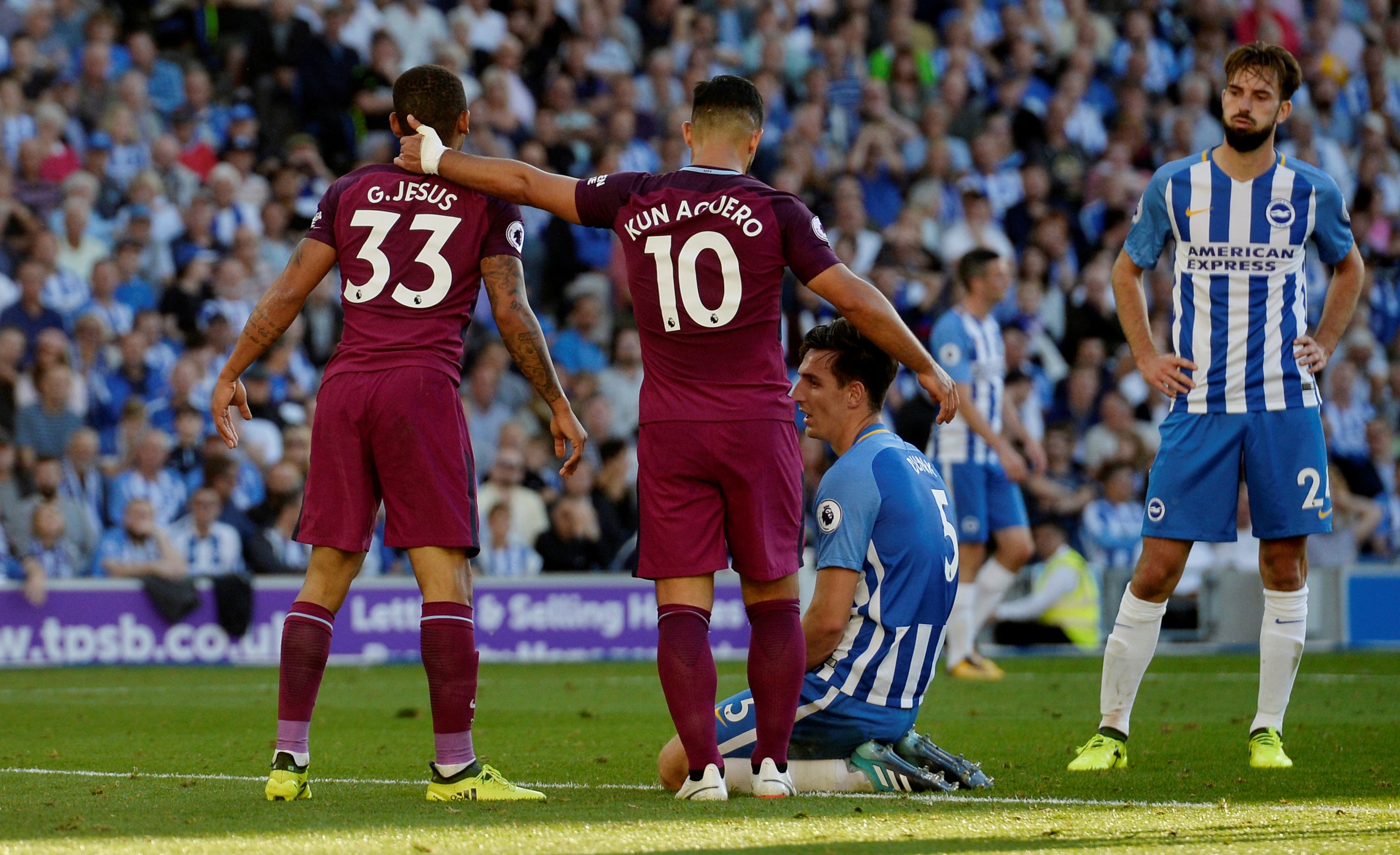 El Manchester City gana al Brighton liderado por la dupla Kun Agüero-Gabriel Jesus El Manchester City gana al Brighton liderado por la dupla Kun Agüero-Gabriel Jesus