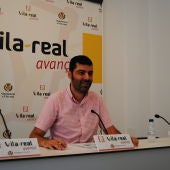 Álvaro Escorihuela durant la presentació del balanç