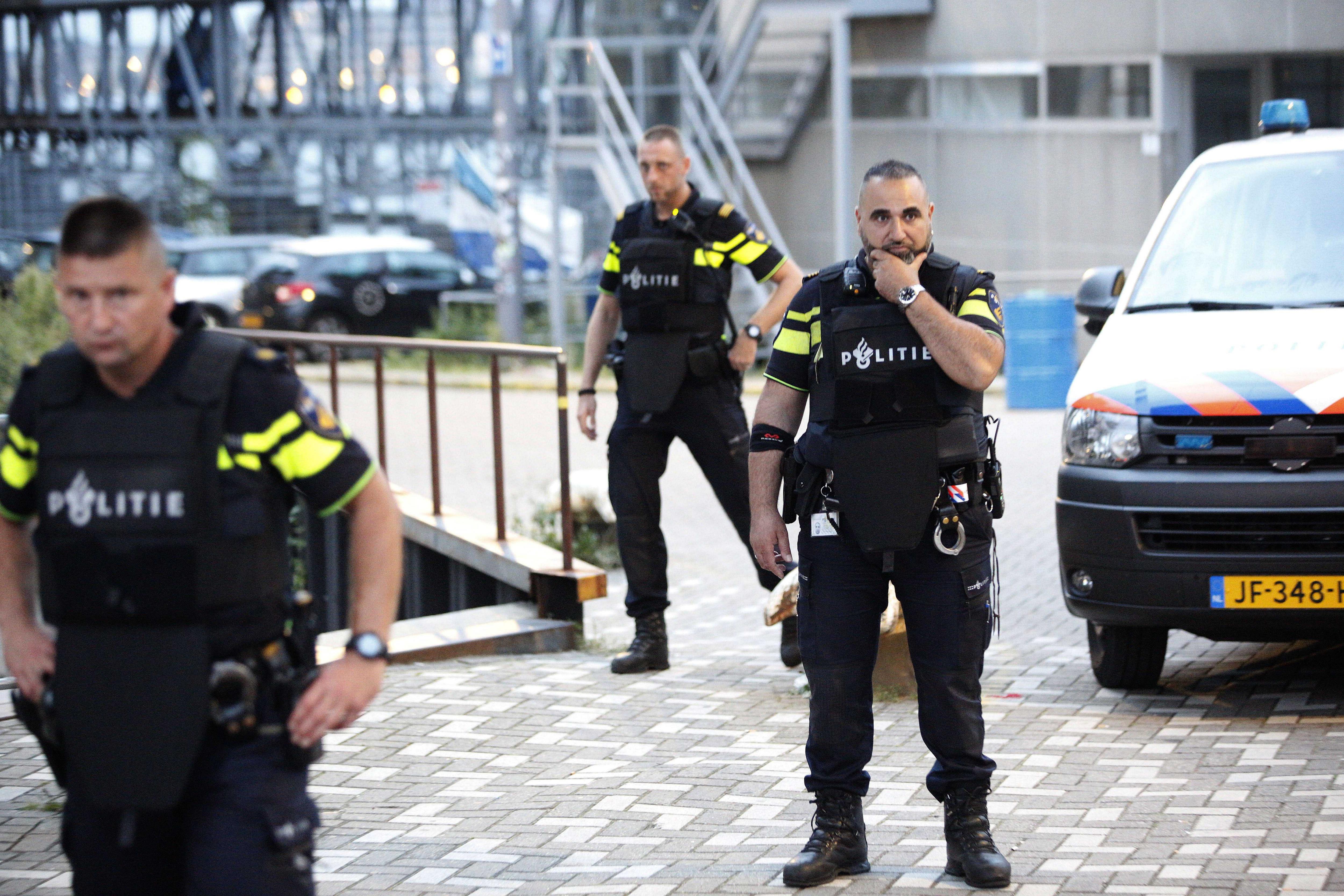 La Policía holandesa realiza una segunda detención por la "amenaza terrorista" en Róterdam La Policía holandesa realiza una segunda detención por la "amenaza terrorista" en Róterdam